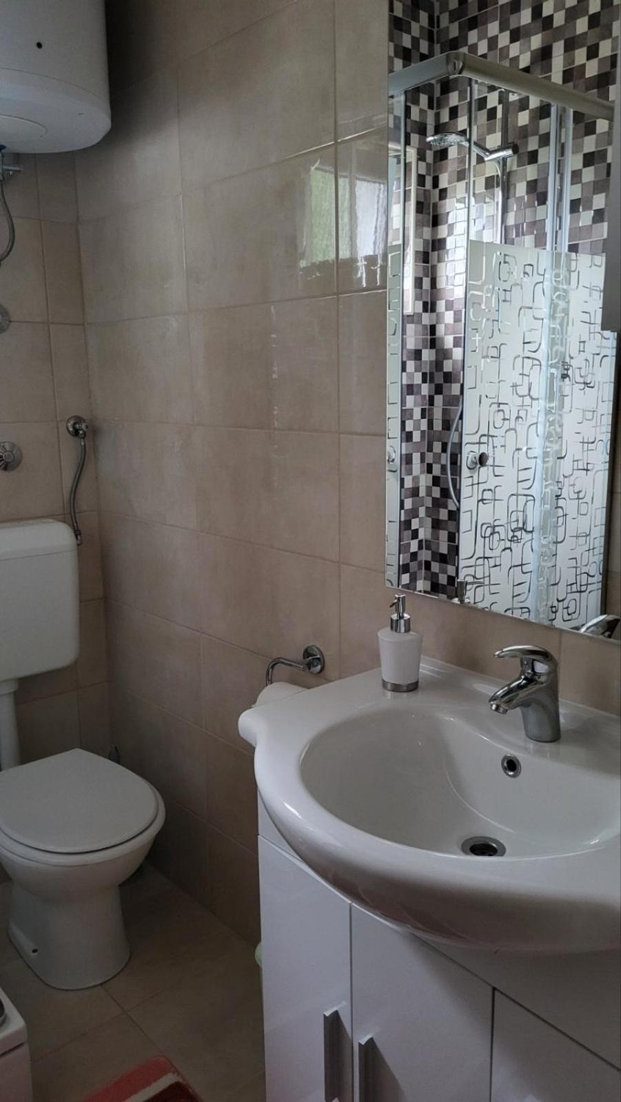 Apartman Padova Banjol Exteriör bild